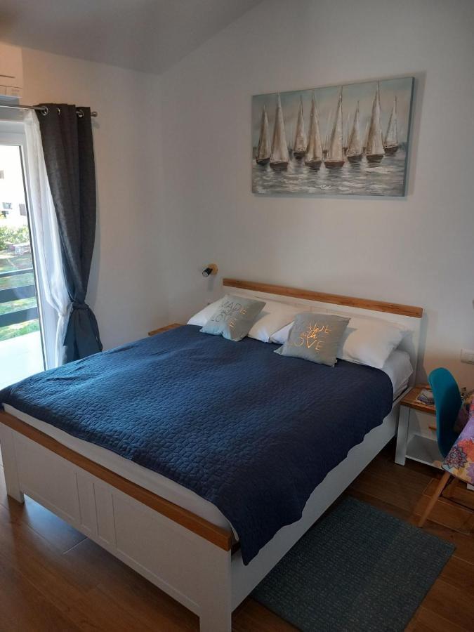 Apartmani Luni Premantura Dış mekan fotoğraf