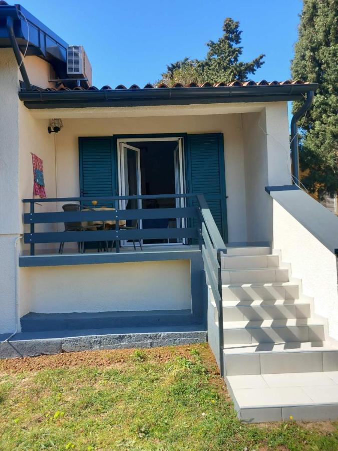 Apartmani Luni Premantura Dış mekan fotoğraf
